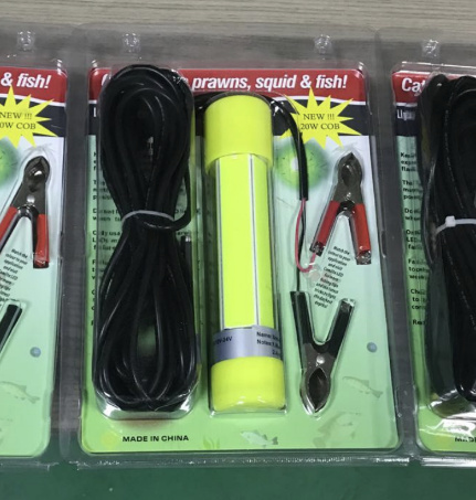 Blister Packaging of Underwater LED Fishing lure light for retail stores